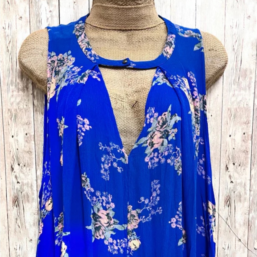 Free People size Medium royal blue tunic